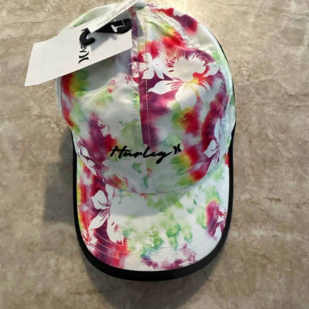 HURLEY Trinity Runner Hat NWT